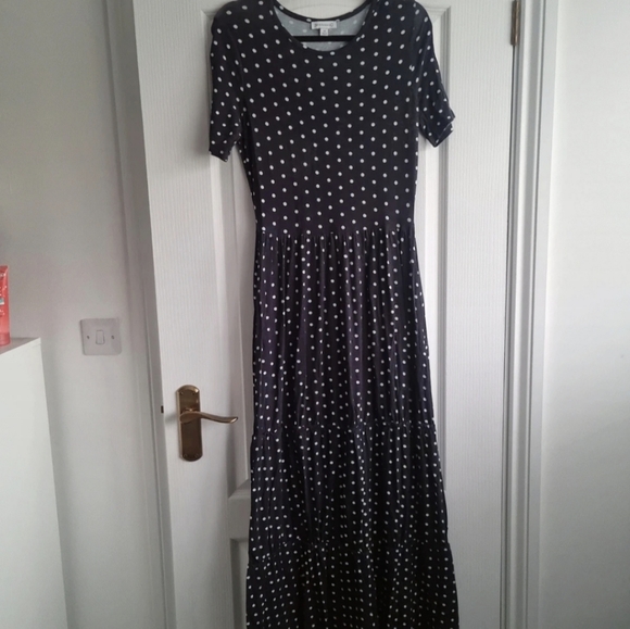 Black Polkadot Spot Maxi Tshirt style Dress - Picture 2 of 4